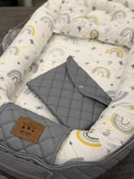 سرير متنقل جلد رمادي مناسب للجنسين