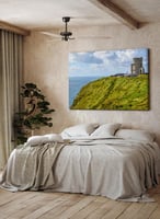 لوحة كانفاس على إطار خشبي لبرج أوبراين بمنحدرات مو...