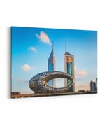لوحة كانفاس على إطار خشبي لمتحف المستقبل في دبي با...