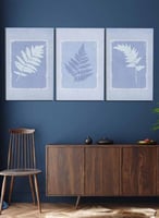 طقم من ٣ لوحات كانفاس على إطار خشبي، تصميم أوراق ن...