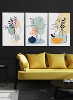 طقم من ٣ لوحات كانفاس على إطار خشبي، تصميم زهرية و...