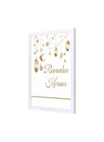 لوحة جدارية بوستر بإطار بتصميم ذهبي رمضان كريم