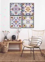 طقم من ٤ لوحات كانفاس مربع على إطار خشبي، تصميم نم...