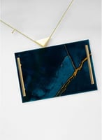 صينية تقديم مصنوعة من الأكريليك بمقابض معدنية ذهبي...