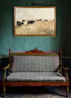 لوحة كانفاس على إطار خشبي بإطار خارجي باللون الخشب...