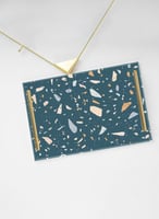 صينية تقديم مصنوعة من الأكريليك مزخرفة بتصميم ملون...