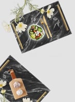 صينية تقديم مصنوعة من الأكريليك مزخرفة بتصميم شكل...