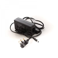 محول جهد من 220 الي 12 فولت 5 امبير