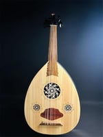 عود تعليمي فاخر اللون الأسود – صوت احترافي وتشطيب...