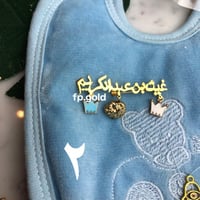 بروش مطلي ذهب مجموعه التاج