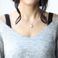 سلاسل الأحرف العربية الأنيقة , اللون روز جولد (LA1...