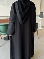 عباية خلف الكم جكار نص كلوش - قماش انترنت