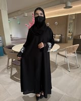 عباية تطريز ابيض مع شيفون بالكم نص كلوش - قماش انت...