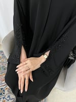 عباية الكم مفتوح بـ شك قماش انترنت