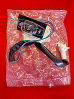 لمبه لوحه درجه اولي هايلوكس من 2005 وتحت