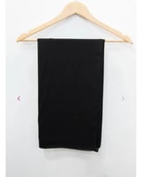 طرحه اسود بطرف حسب طلبك