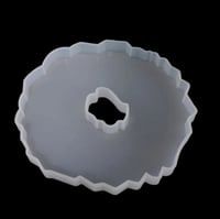 دائري مع فتحة