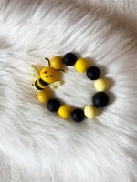 عضاضه للاطفال مع تعليقة ولادي أشكال