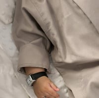 ساعة مواليد جلد فاخره شبيهة كارتير 0-5سنوات