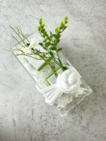 تغليف الهدايا صغير