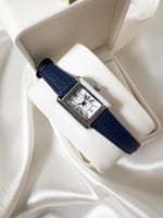 ساعة مواليد جلد فاخره كارتير 0-5سنوات