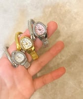 ساعة بنات من 6 أشهر الى 4 سنوات