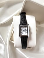 ساعة مواليد جلد فاخره كارتير 0-5سنوات