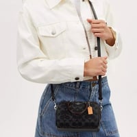 شنطة كوتش روان ميني اسود