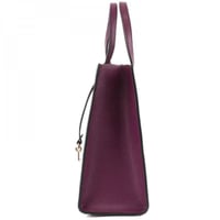 شنطة مارك جاكوبس جلد عنابي