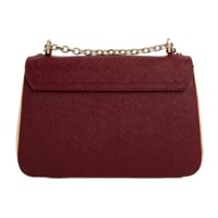 شنطة الفيرو مارتيني مع سلسلة عنابي