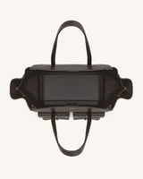 شنطه jw pei. جيوب بني