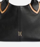 شنطة الفيرو كاسل أسود