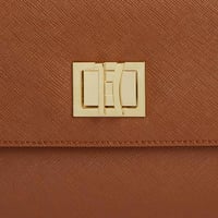 شنطة الفيرو مارتيني مع سلسلة كستنائي