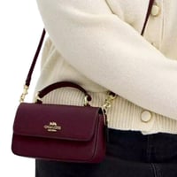 شنطه كوتش mini josie