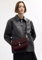 شنطه كوتش البرغندي