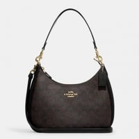 شنطه كوتش جميله وسط