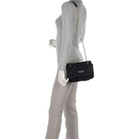 شنطة لوف موسكينو القلب أسود