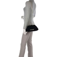 شنطة لوف موسكينو عناق أسود