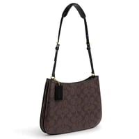 شنطة كوتش بينيلوبي بني