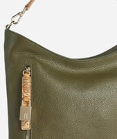 شنطة الفيرو متعددة الاستخدامات زيتوني