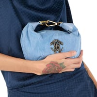 شنطة روبرتو كفالي مونوغرام أزرق