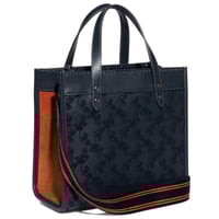 شنطة يد من كوتش لون أزرق