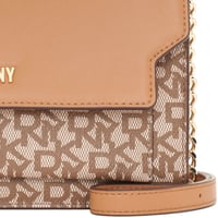 شنطة دكني ميلي لون بيج