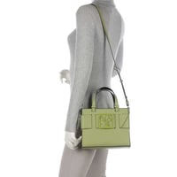 شنطة أرماني إكستشينج صناعية أخضر