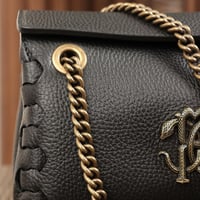 شنطة روبرتو كفالي جلد الأفعى سوداء