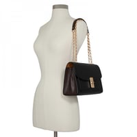 شنطه كوتش اسود