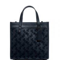 شنطة يد من كوتش لون أزرق