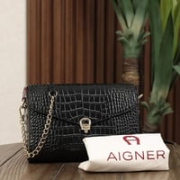 شنطه اقنر جميله لون اسود