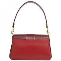 شنطة كوتش غريس حمراء