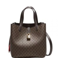 شنطة كارولينا هيريرا عمليه فاخره